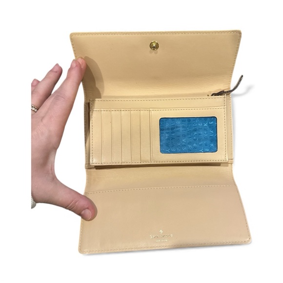 Kate Spade Black and White Striped Wallet - Picture 5 of 6